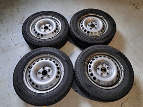 Predam elektrony Volkswagen Group5x112 R17 a zimne gumy - 2