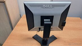 Monitor DELL - 2