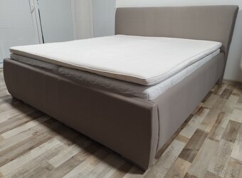 manzelska postel siva 180x200x63 cm, s topperom - 2