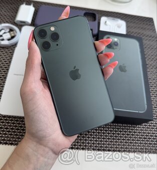 IPhone 11 Pro 64GB Midnight Green- perfektny stav - 2