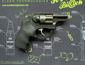 Predám revolver Ruger LCR .38 špeciál - 2