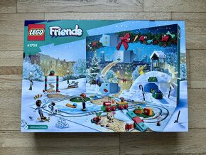 NOVÝ LEGO Friends 41758 Adventný kalendár - 2