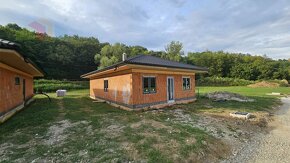 SKVELÁ CENA NOVOSTAVBA 119 M2 BUNGALOV 4+1 TYP 2 PRAŠNÍK, ok - 2