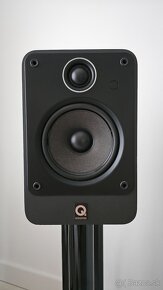 Repro Q Acoustics 2020 + originál stojany - 2