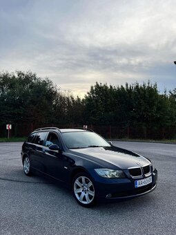 BMW E91 320i - 2