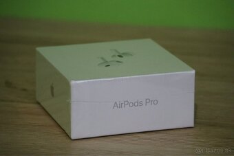 Apple AirPods Pro 2nd Generation - 2