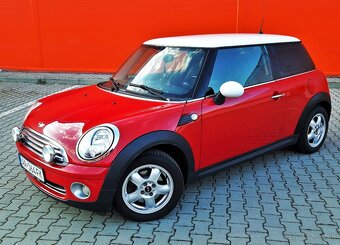 Mini Cooper 1.6 88kW Coral Red & White - 2