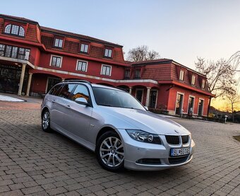 BMW E91 320D M47 AT/6 - 2