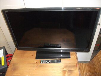 Predám televízor SONY BRAVIA 40" + DVD prehravač.Lacno. - 2