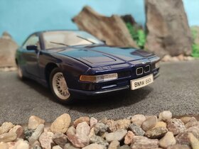 prodám model 1:18 BMW 850i - 2