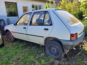 Peugeot 205 1.9D - 2