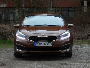 Kia Cee´d 1.4 CVVT Gold - 2