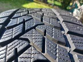 205/50 r17 zimne pneumatiky dunlop - 2