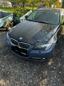 BMW E91 2011 135kw manuál PO NEHODE A PO VEMENE ROZVODU - 2