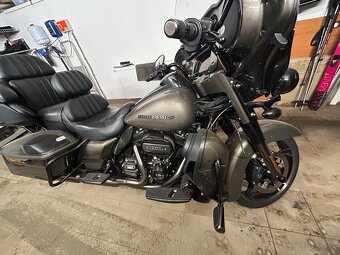 Harley Davidson CVO ULTRA LIMITED - 2