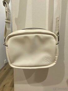 Biela Calvin Klein camera bag - 2