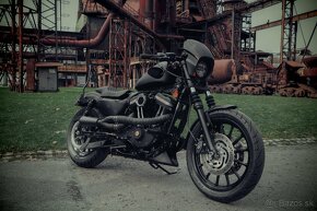 HD Sportster 883 R Custom - 2