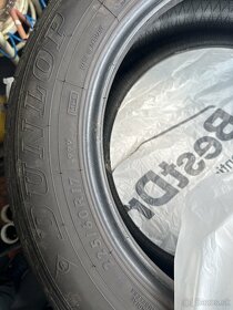 predám 2ks použité Dunlop sp šport max 225/60R17 - 2