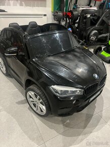 Elektrické autíčko BMW X6 M dvojmiestne XXL čierne - 2