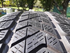 255/55 r18 zimne pneumatiky - 2