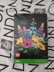 LEGO Wildflower bouquet - 2