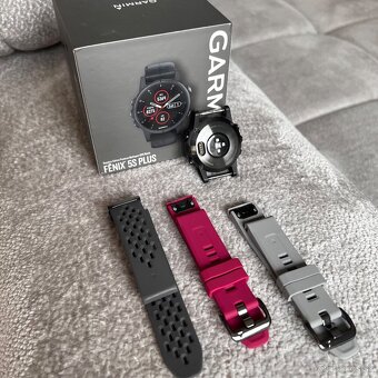 GARMIN Fenix 5S Plus Sapphire - 2