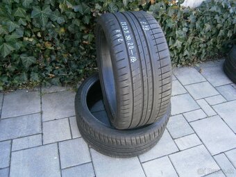 Predám 2x letné pneu Michelin RSC 275/30 R20 97YXL - 2