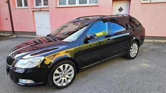 Skoda Octavia Combi 2.0 Tdi 103kw 2010 DSG - 2