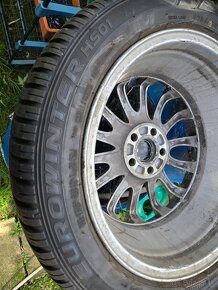 Predám zimné pneumatiky 235/45 R17 97V - 2