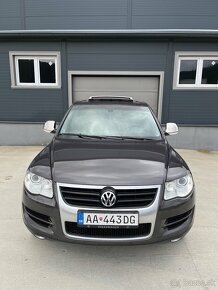 VW Touareg 3.0TDI 176kw vzduch,koža,šiber - 2