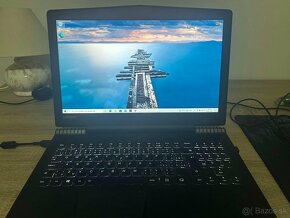 Lenovo Legion y520 - 2