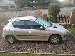 Peugeot 206, r.v. 2005, 55kw, 153 000 km - 2