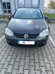 VW Golf 5 - 2