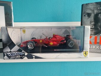 Kimi Raikkonen -Ferrari 2007 Hot Wheels - 2