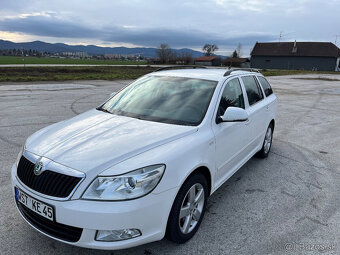 Skoda Octavia 2.0 TDI DSG family r.v 2012 navi - 2