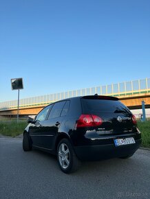 Volkswagen Golf V 1.6 FSI Sportline - 2