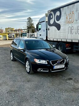 VOLVO V70 R-DESIGN - 2