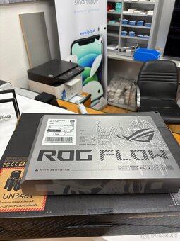 Asus ROG FLOW 213 - 2