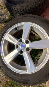 zimne gumy s liatymi diskami original volvo 205/55 R16 - 2