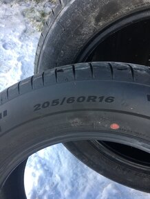 Pneumatiky 205/60 R16 - 2