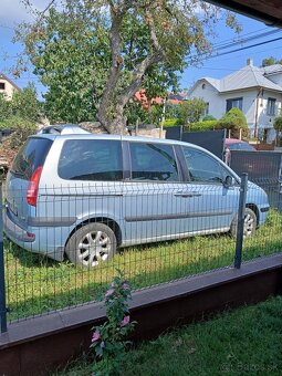 Predám Peugeot 807 2,2HDI - 2