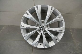 5x112 r17 ET40 Originál Tiguan VW ako nové - 2