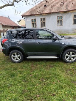 Toyota RAV4 - 2