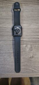 Predám Apple Watch Serieš 7 45mm - 2