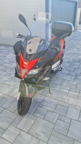 Aprilia SR max 300 - 2