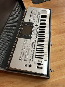 Yamaha Tyros 4 - 2