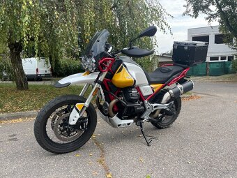 Moto Guzzi V85TT - 2