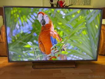 Ultratenký 55" 4K Smart UHD LED TV Philips 55PUS7363 - 2