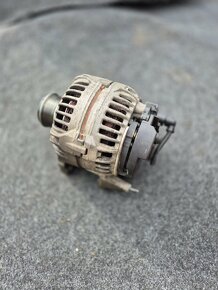 Predám Alternator VW GROUP 12V 140AH - 2