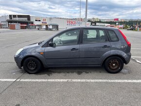 Ford fiesta 1.3 - 2